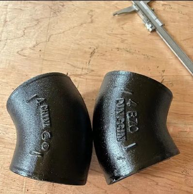 Componentes de fundición de arena de color a medida Accesorios de tuberías de hierro resistentes a la erosión